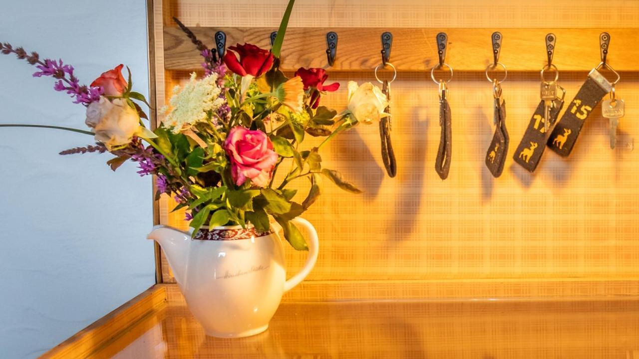 Gasthaus Hirschenstube & Gaestehaus Gehri Waldkirch Dış mekan fotoğraf