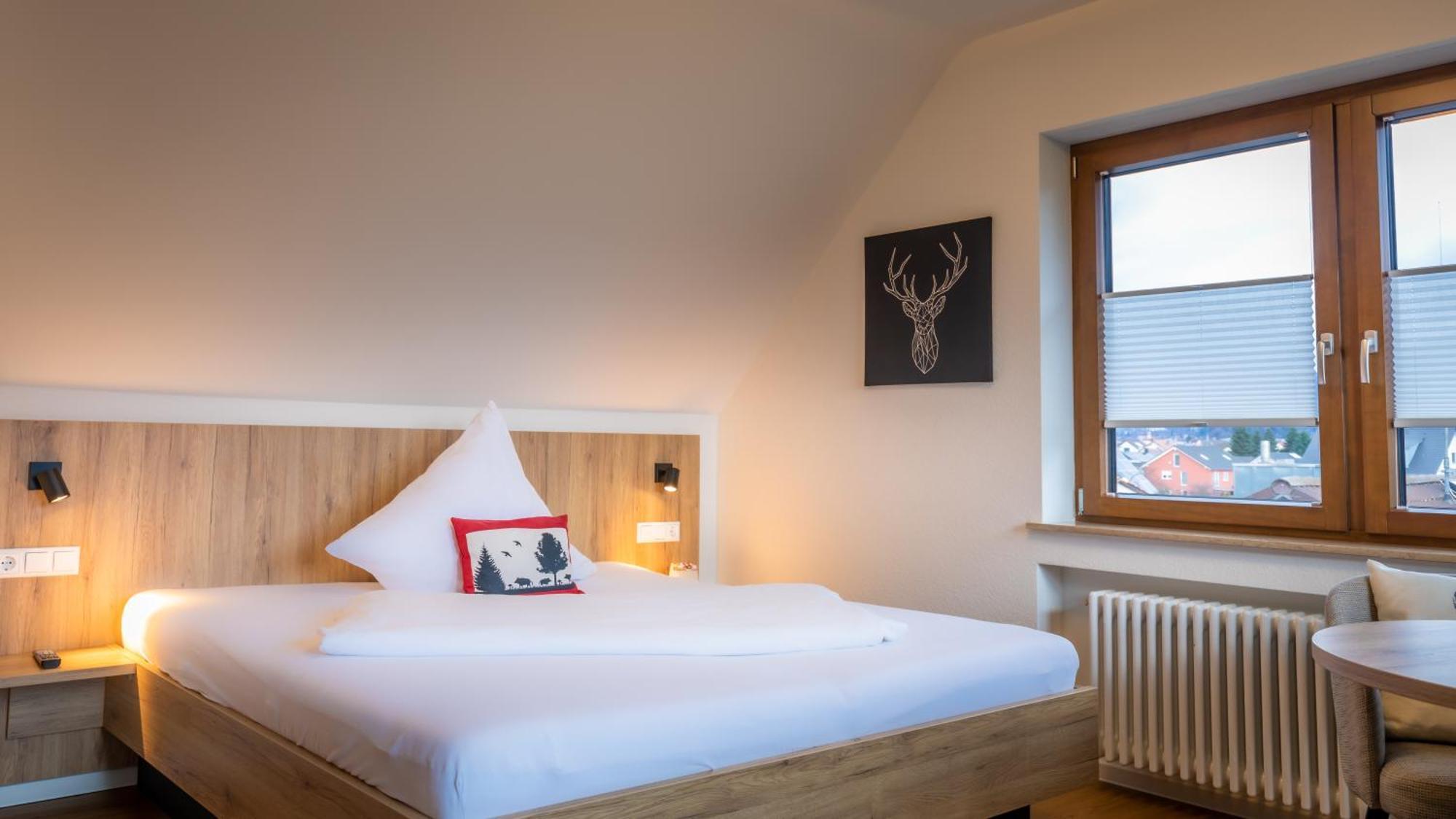 Gasthaus Hirschenstube & Gaestehaus Gehri Waldkirch Dış mekan fotoğraf